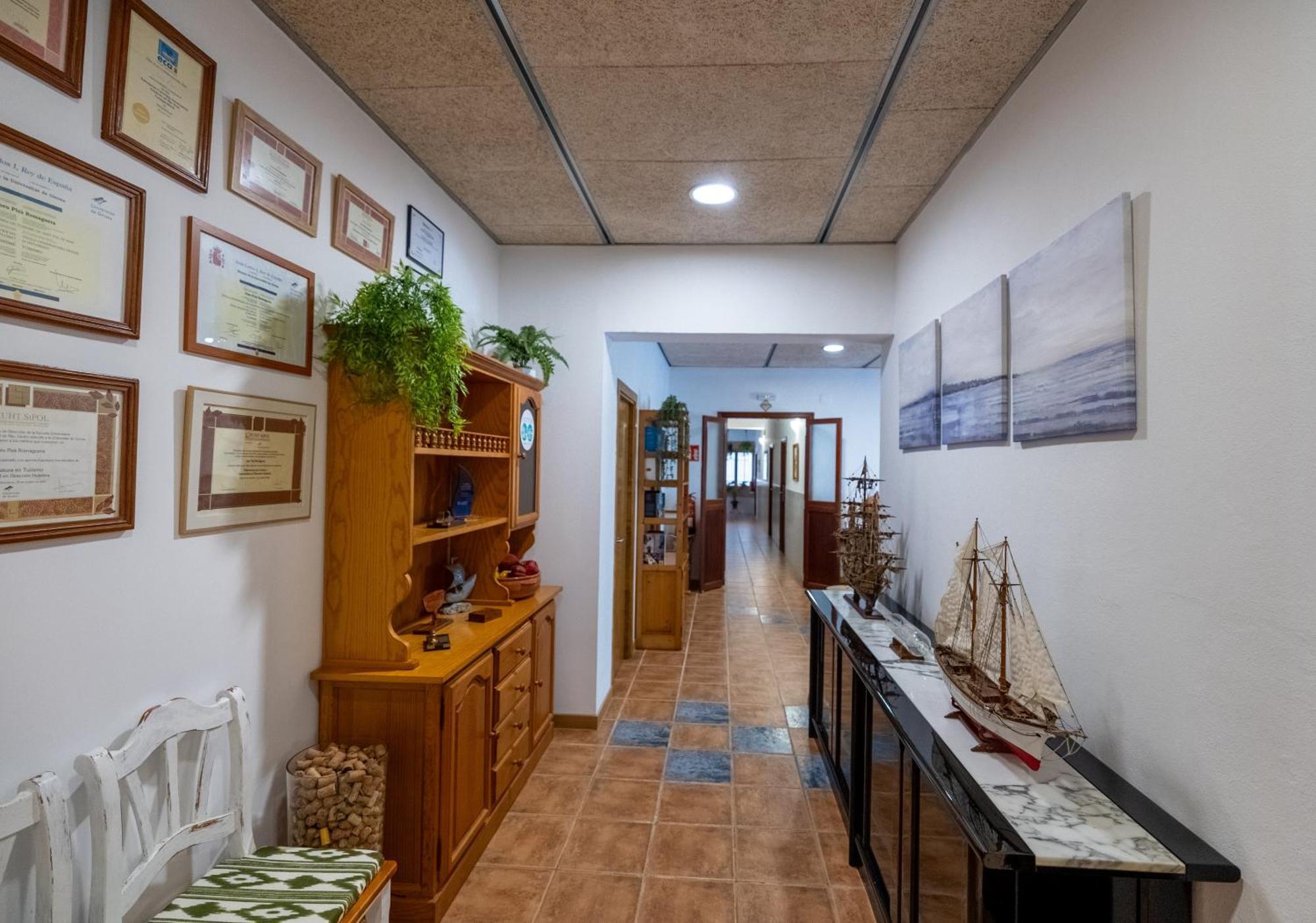 Hostal Doris - Adults Only كولونيا سانت خورذي المظهر الخارجي الصورة
